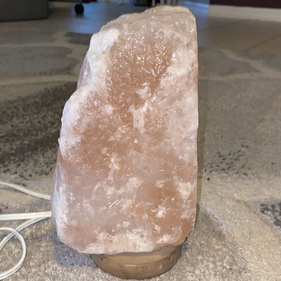 Himalayan Salt Lamp  - Picture 6 of 7